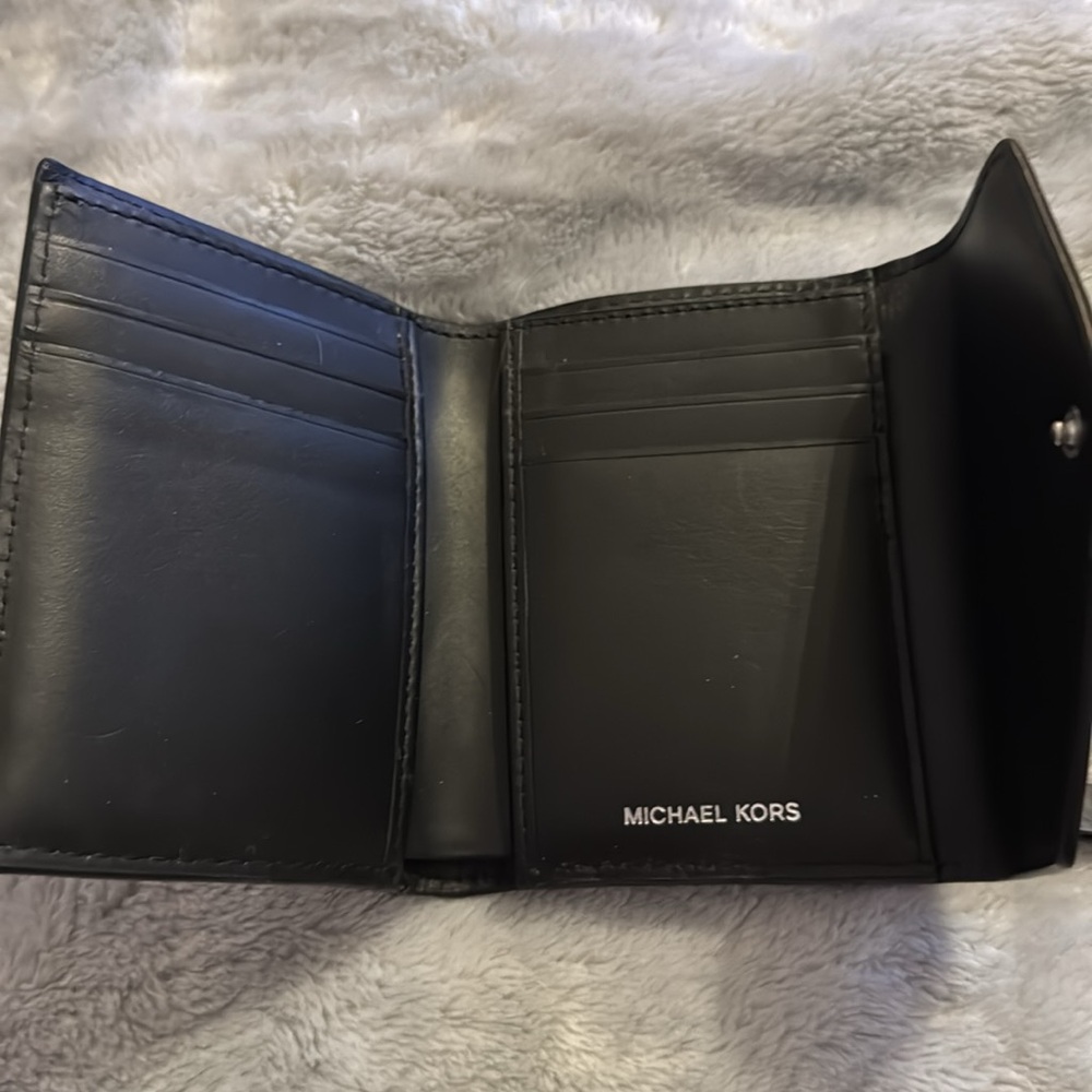 Wallet - Picture 2 of 3